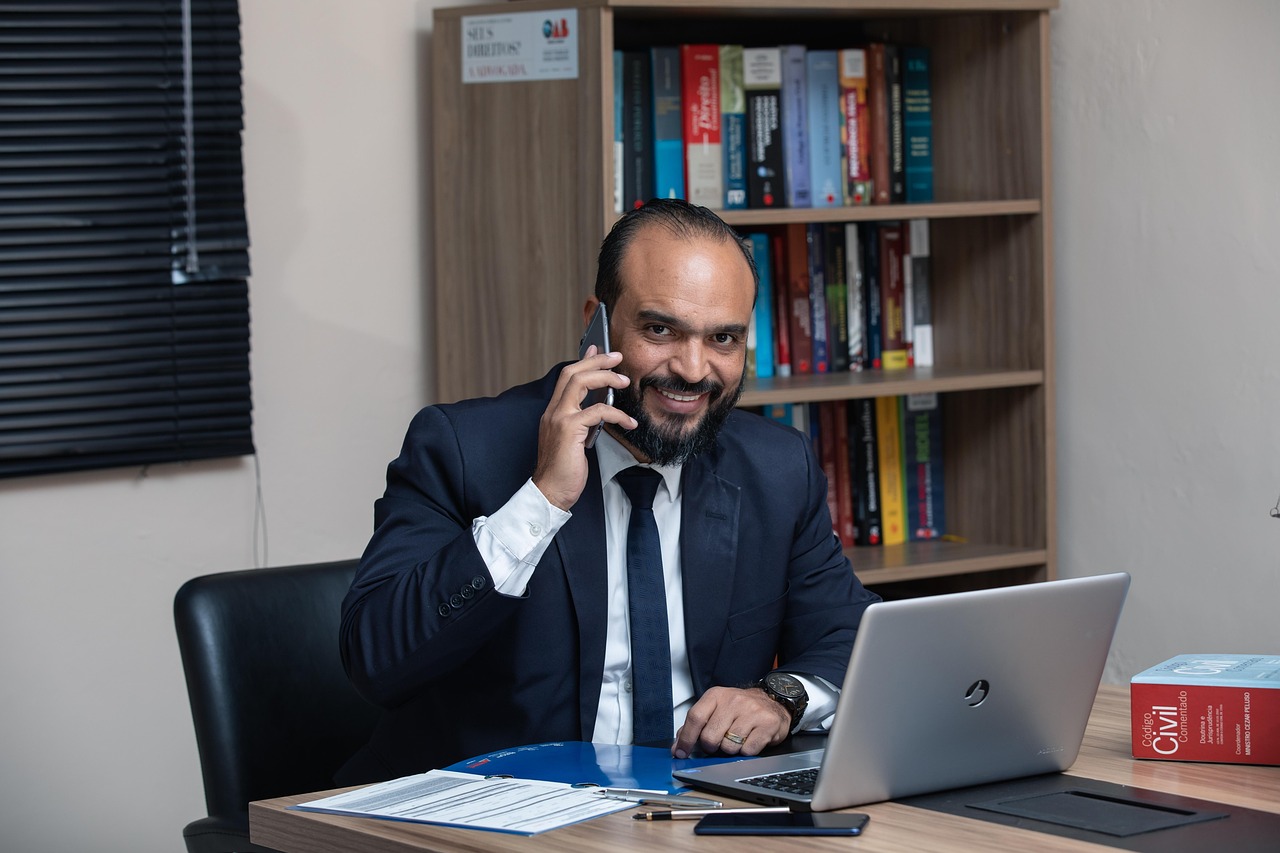 債務整理を依頼する弁護士の口コミはどこで確認できる？