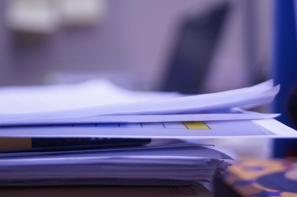 会社員が借金を返済するための効果的な方法は？